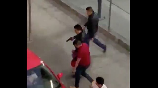 Asalto a mano armada a dos automovilistas en Tultitlán