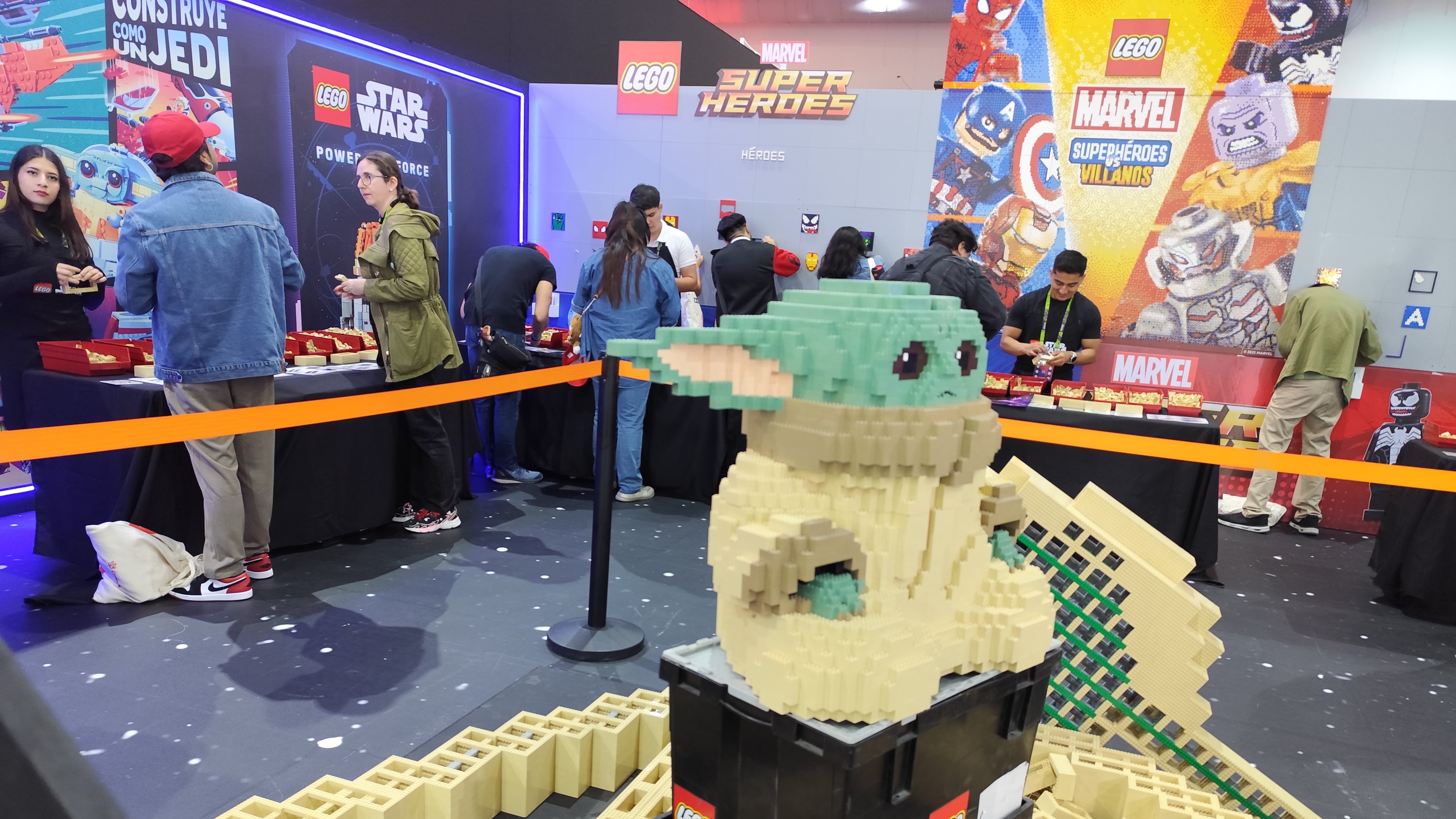 “Ser un LEGO Master Builder es pura creatividad”: Chris Steininger en la CCXP México 2025