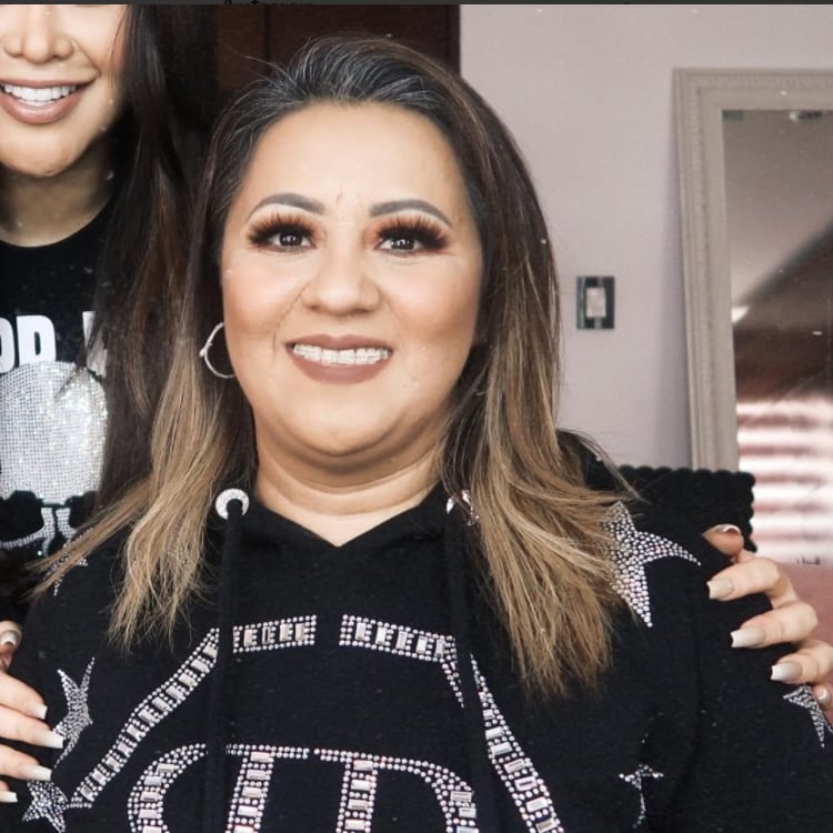 Elizabeth Campos, madre de Gomita