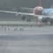 OVNI aterriza en aeropuerto de Reino Unido y el video fue compartido por Jaime Maussan