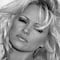 Pamela Anderson terminó con su novio después de que él le pidiera matrimonio