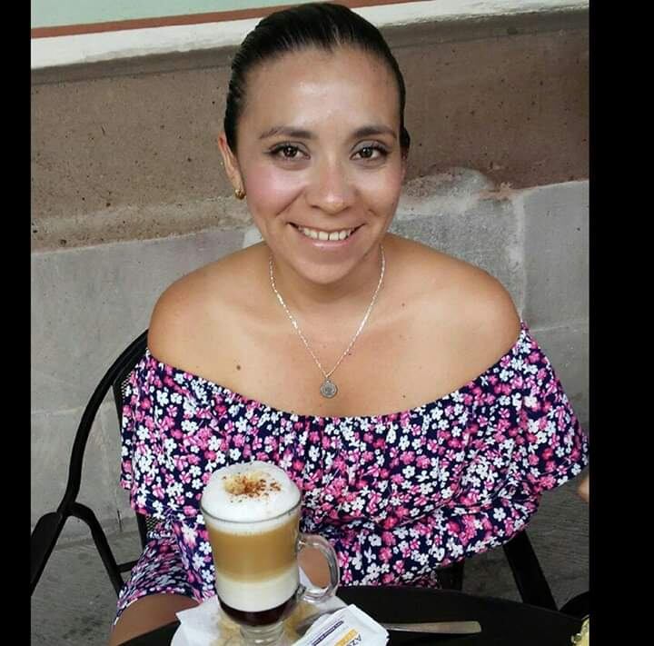 Ana Leticia.