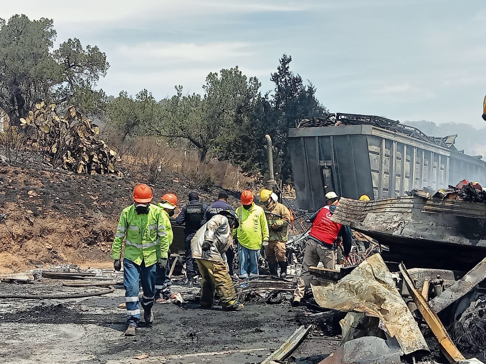 Incendio por choque entre tráileres en Arco Norte