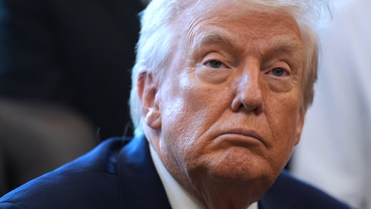 Estados Unidos podría supervisar Venezuela por más de un año, afirma Donald Trump