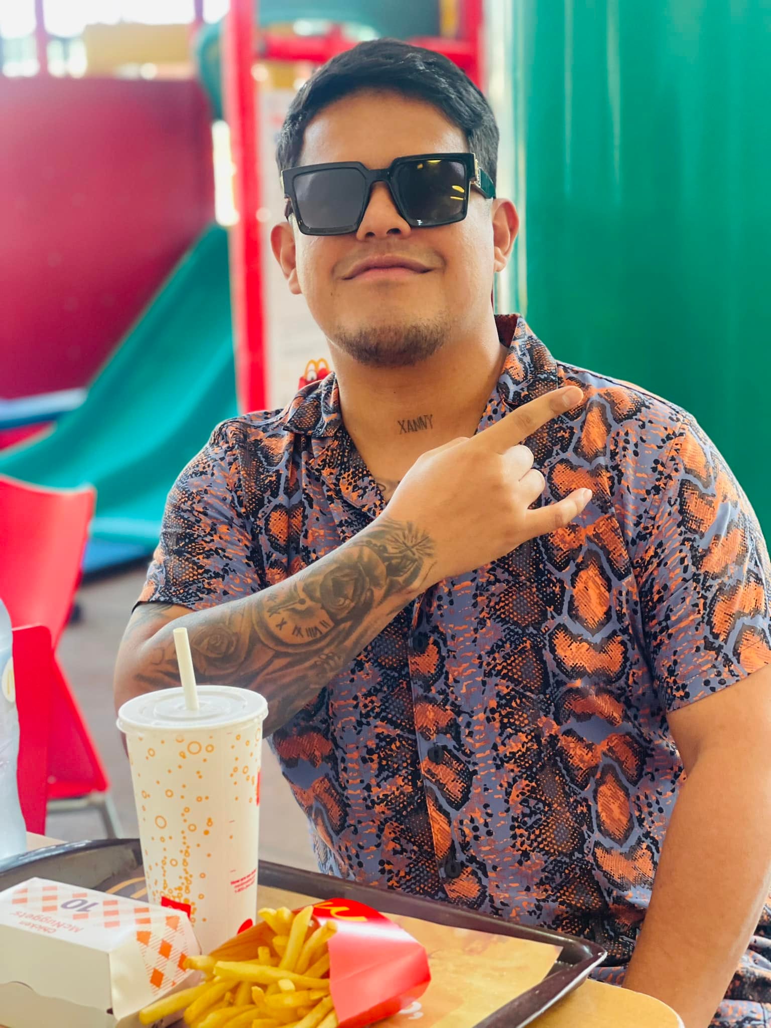 James, el mánager de Lupita TikTok.