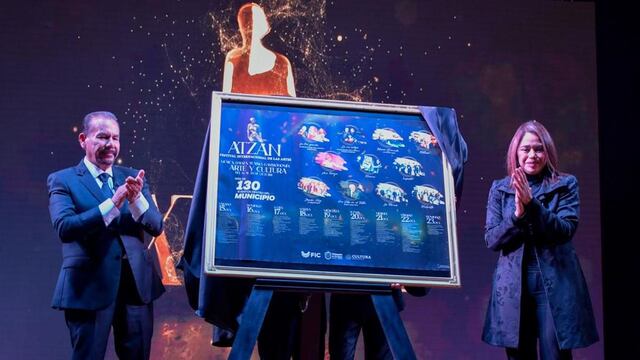 Pedro Rodríguez, presidente municipal de Atizapán de Zaragoza, presentó el cartel del Festival Internacional de las Artes Atzán 2022