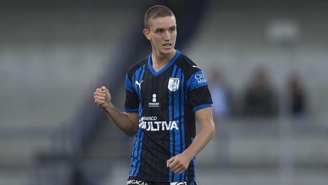 Marcel Ruíz luego de meter su primer gol en Liga MX.