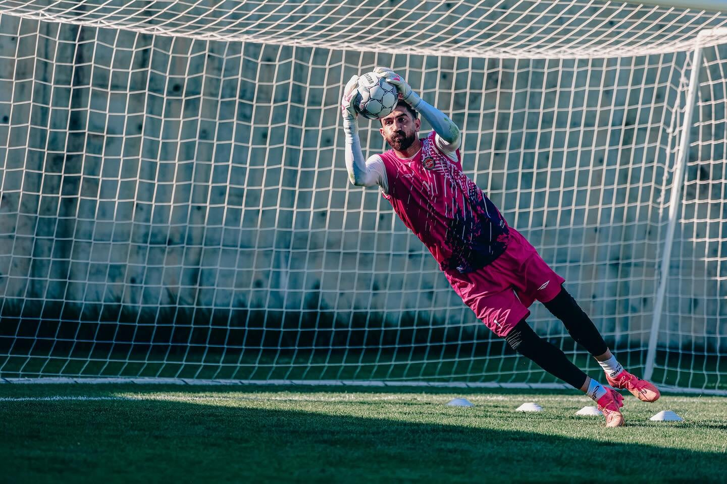 Alireza Beiranvand, portero de la selección de Irán.