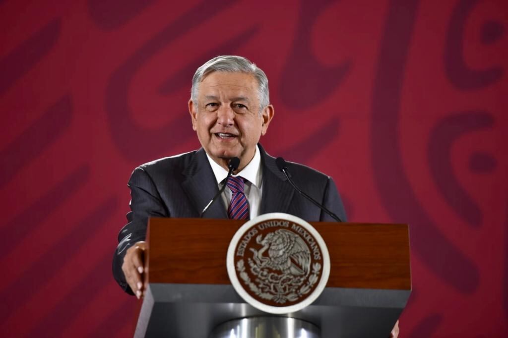AMLO dice que está en contra de juzgar a expresidentes