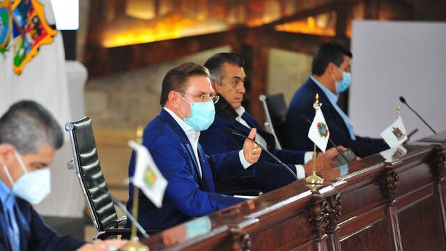 Los cinco gobernadores.