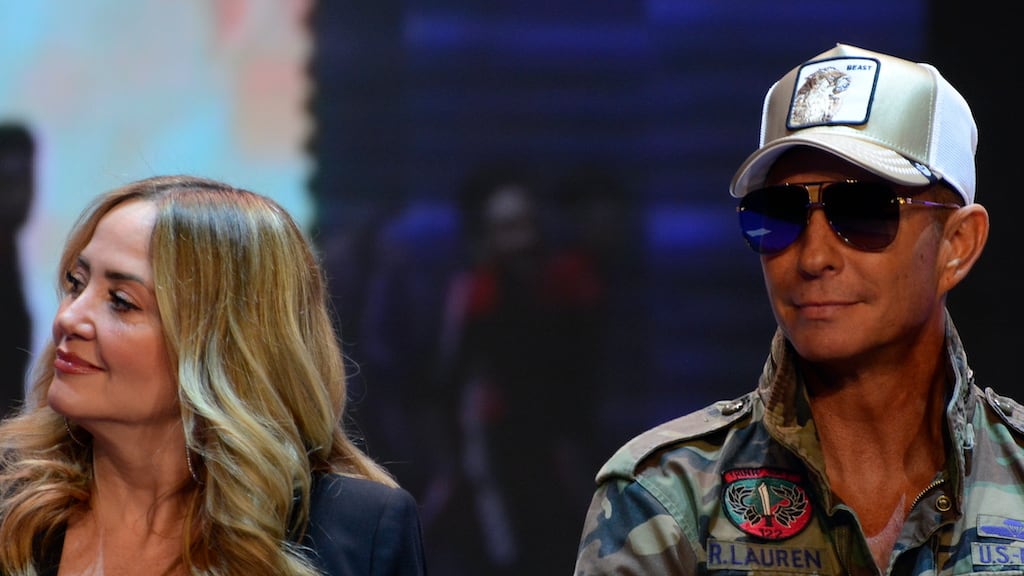 ¿Fue puro show? Andrea Legarreta habría admitido que nunca se separó de Erik Rubín
