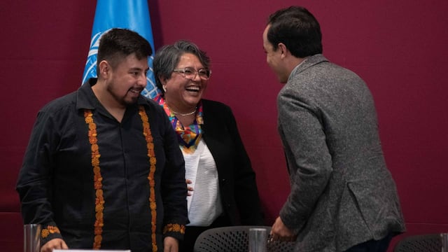 Raquel Buenrostro Sánchez, secretaria de Economía; Alejandro Encinas Nájera, subsecretario de Comercio Exterior, y Guillermo Rafael Santiago Rodríguez, director general del Instituto Mexicano de la Juventud