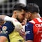Club Chivas se burla del Club América aludiendo la agresión de Miguel Ponce