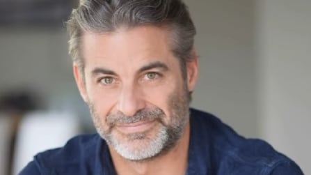 ¿Quién es Jim Curtis? El nuevo novio de Jennifer Aniston y “maestro hipnotista”