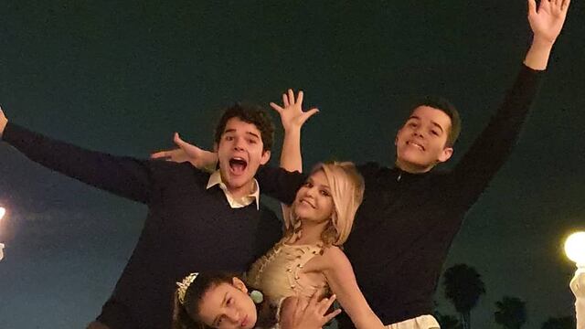 Itatí Cantoral e hijos