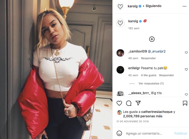Karol G se perfora los pezones