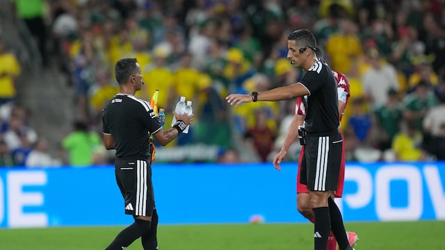 México vs Chequia ya tiene árbitro: Yael Falcón Pérez dirigirá el partido.