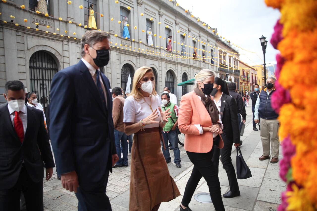 Christopher Landau e Ivette Morán de Murat