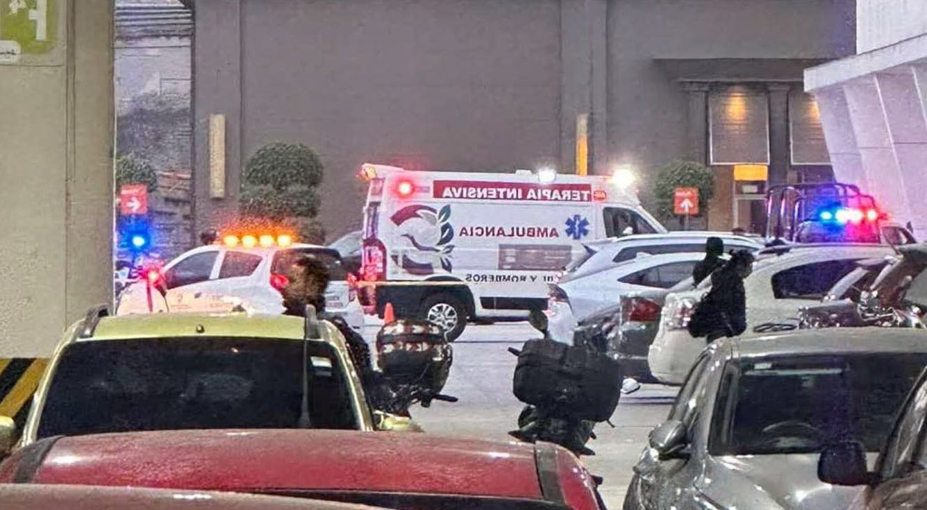 Balacera en Plaza Arkana de Cuautitlán Izcalli deja un muerto dentro de una lavandería