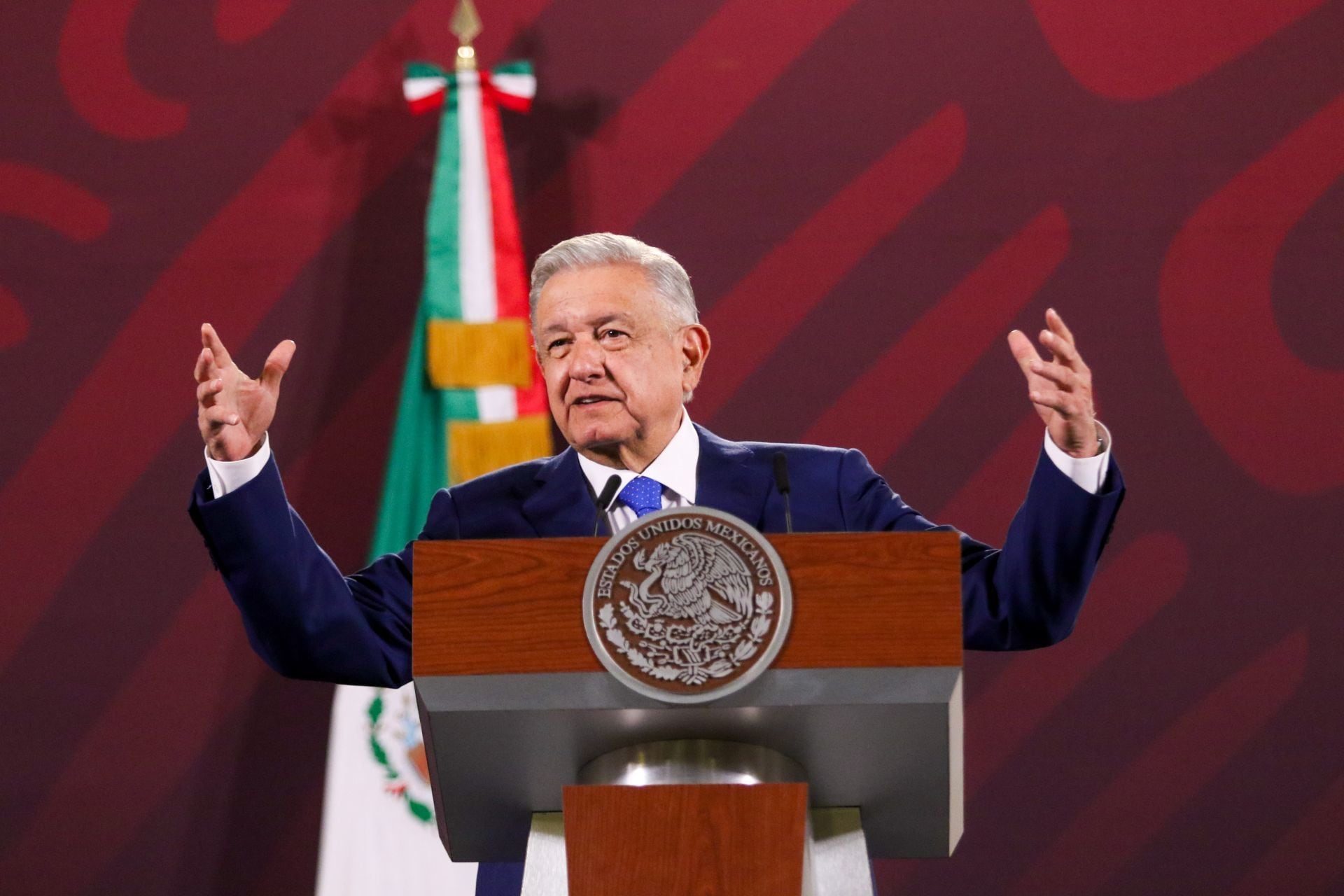 AMLO