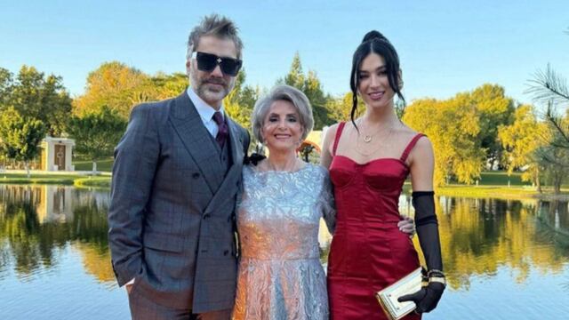 Alejandro Fernández asistió a la boda de Vicente Fernández Jr con unos carísimos lentes