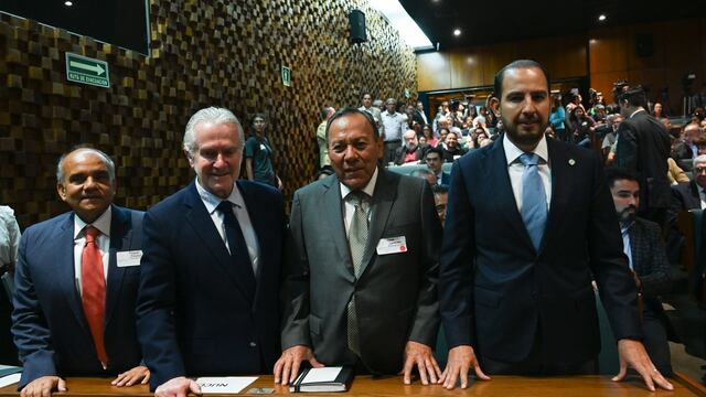 Marko Cortés, dirigente nacional del PAN, Jesús Zambrano, dirigente nacional del PRD y Santiago Creel, coordinador de campaña de Xóchitl Gálvez