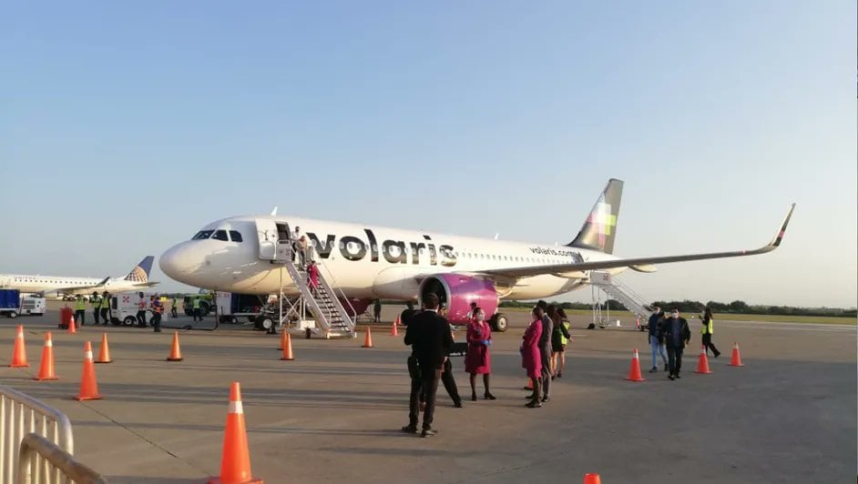 Avión de Volaris