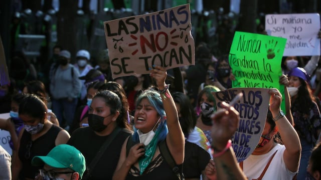 Protesta contra la violencia hacia mujeres, niñas y adolescentes
