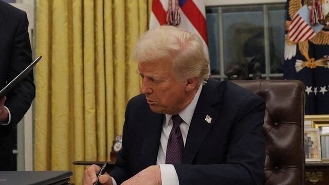 Donald Trump firmó orden ejecutiva que convierte a cárteles del narcotráfico en grupos terroristas