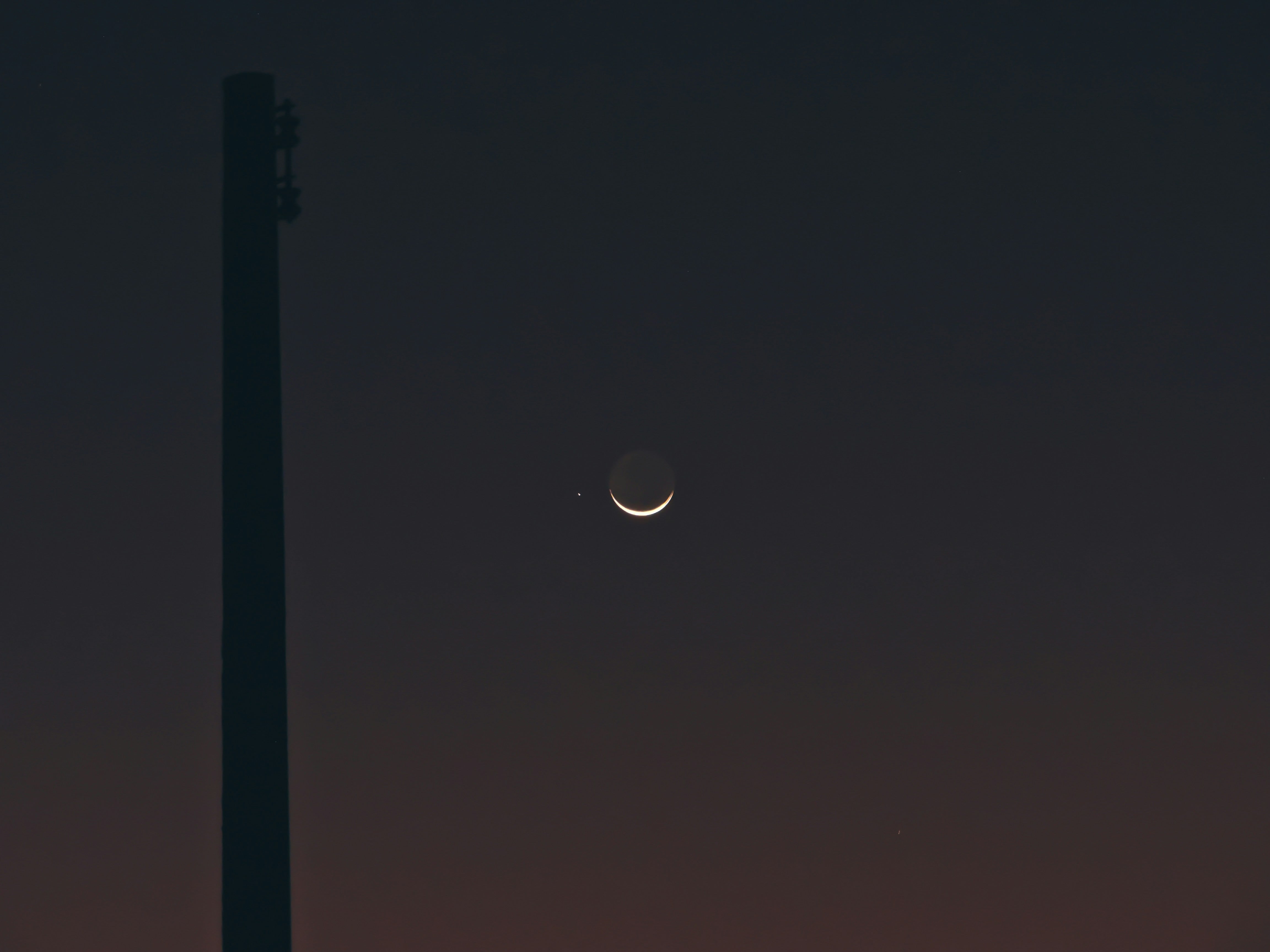 Luna sonriente de abril