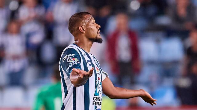 El polémico gol anulado a Salomón Rondón en el último minuto del Pachuca vs Pumas.