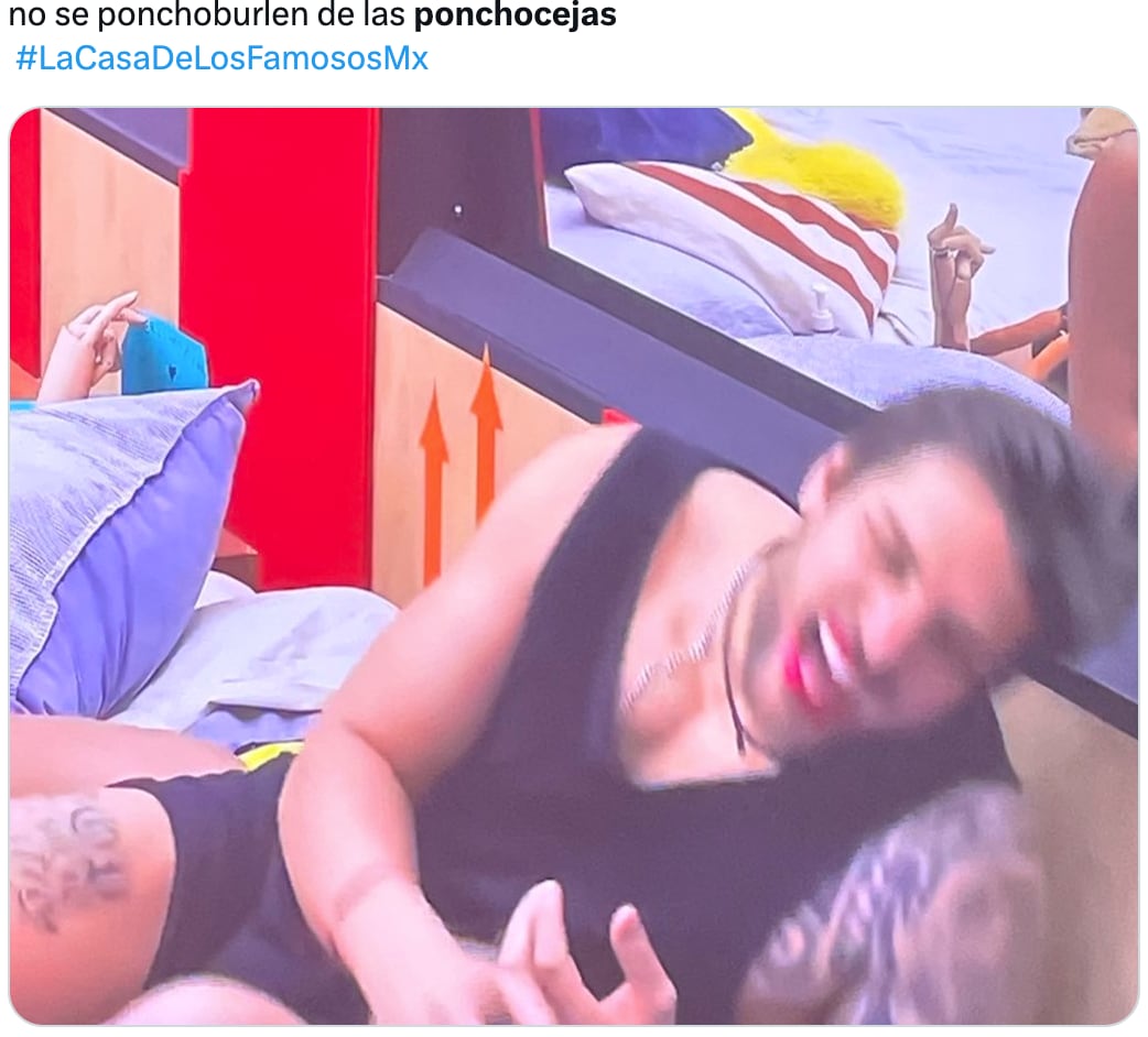 Poncho de Nigris y sus cejas desatan memes en redes sociales