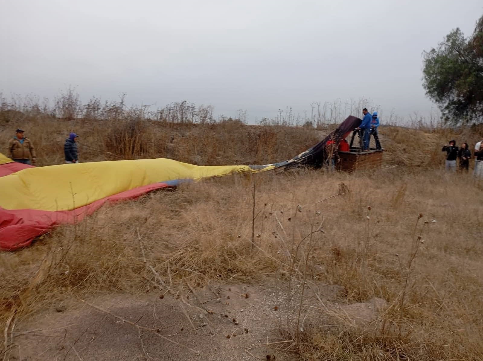 Teotihuacán: globo aerostático aterriza de emergencia en una vivienda