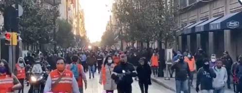 migrantes protestan afuera de Palacio Nacional/captura de video