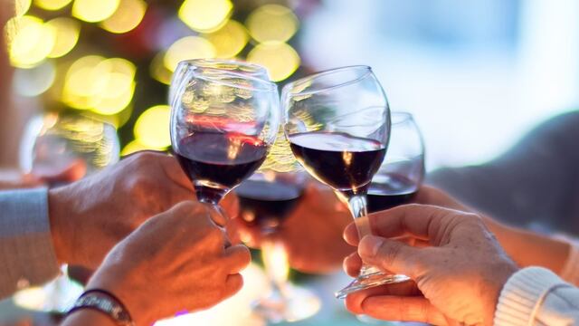 Fiesta navideña en Noruega desata contagio masivo de Ómicron