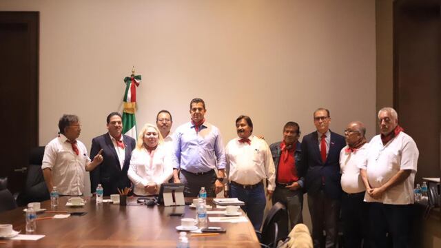 Ricardo Peralta prometió dar atención a sus demandas