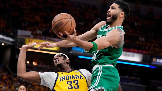 Jayson Tatum con los Celtics de Boston.