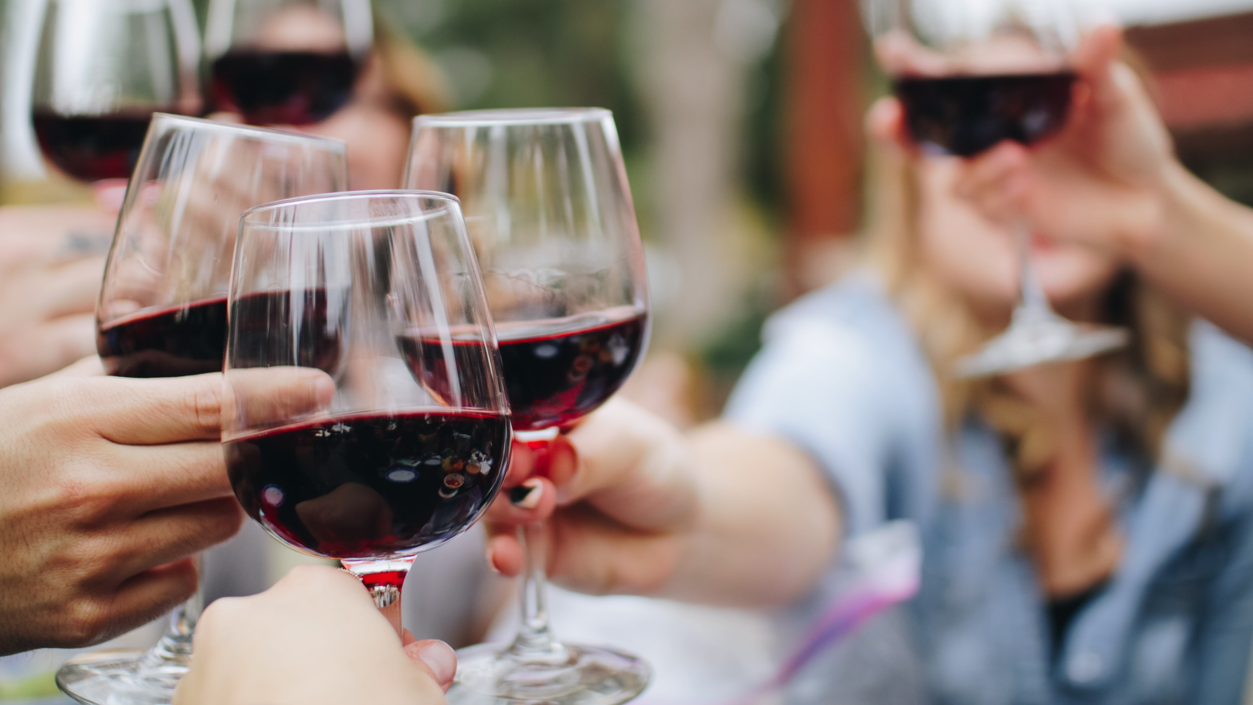 Consumo mundial de vino se desploma durante 2020