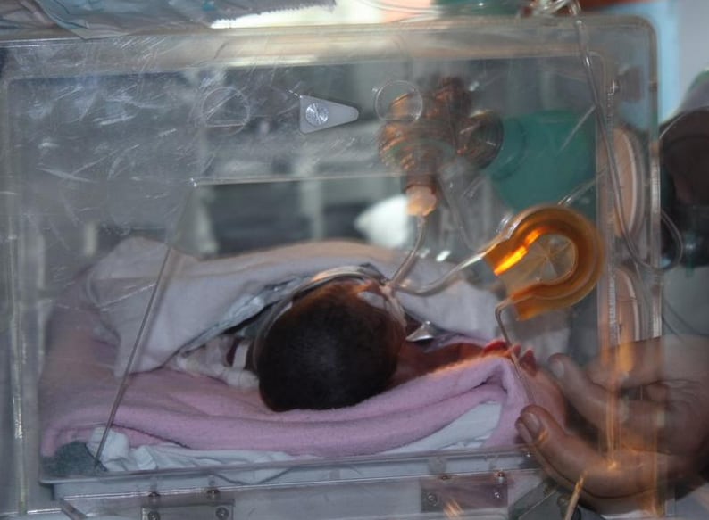 Bebé hospitalizado