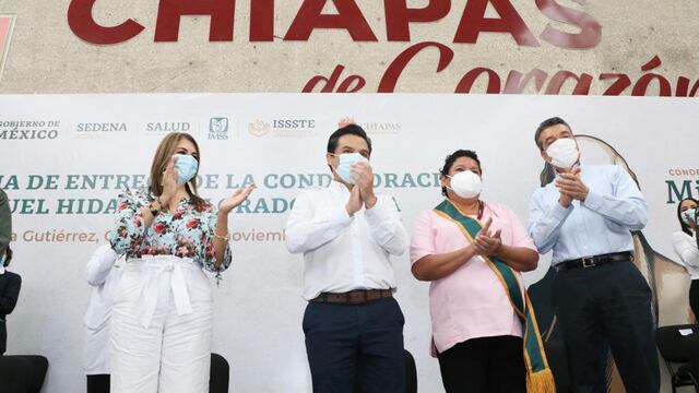 Zoé Robledo y Rutilio Escandón