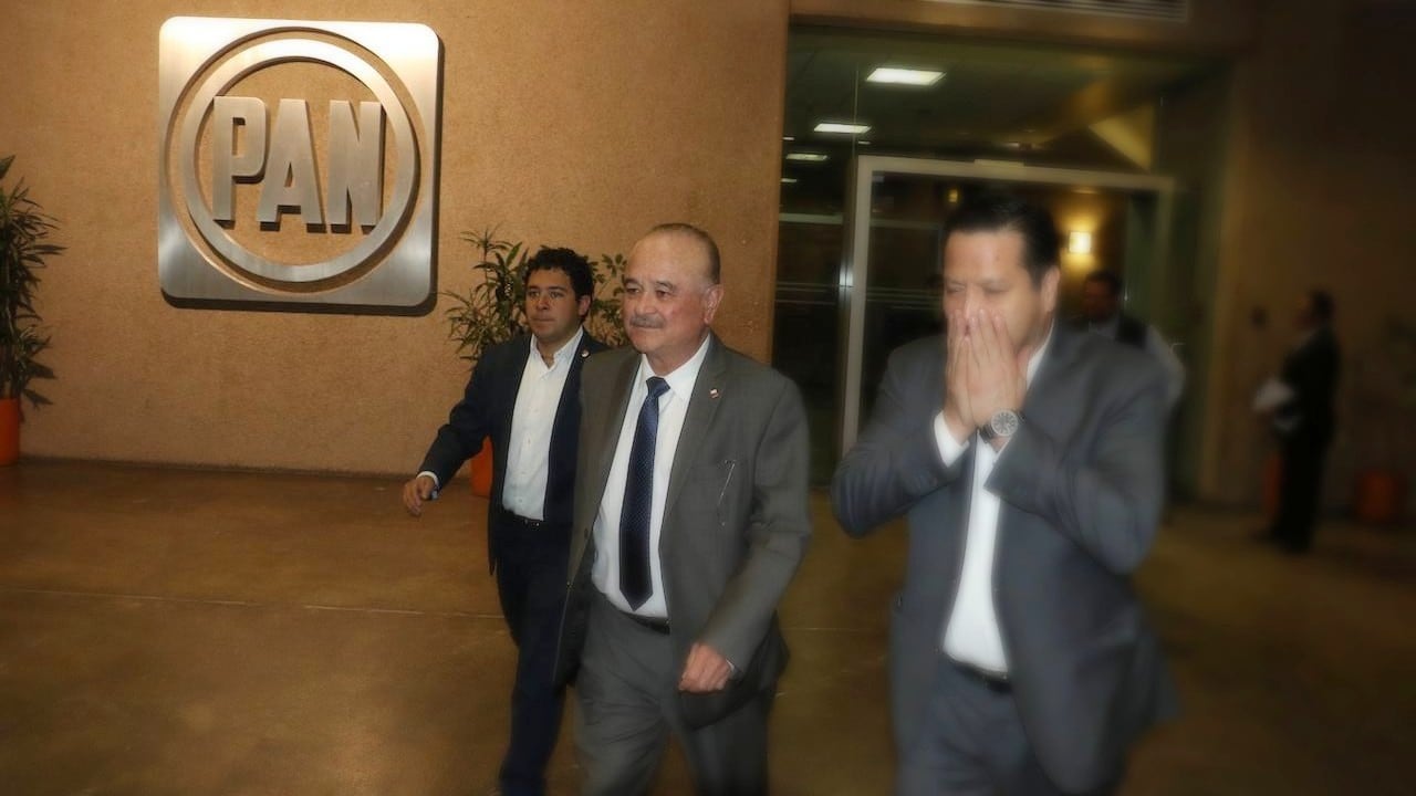 Renuncia Ernesto Ruffo al CEN del PAN