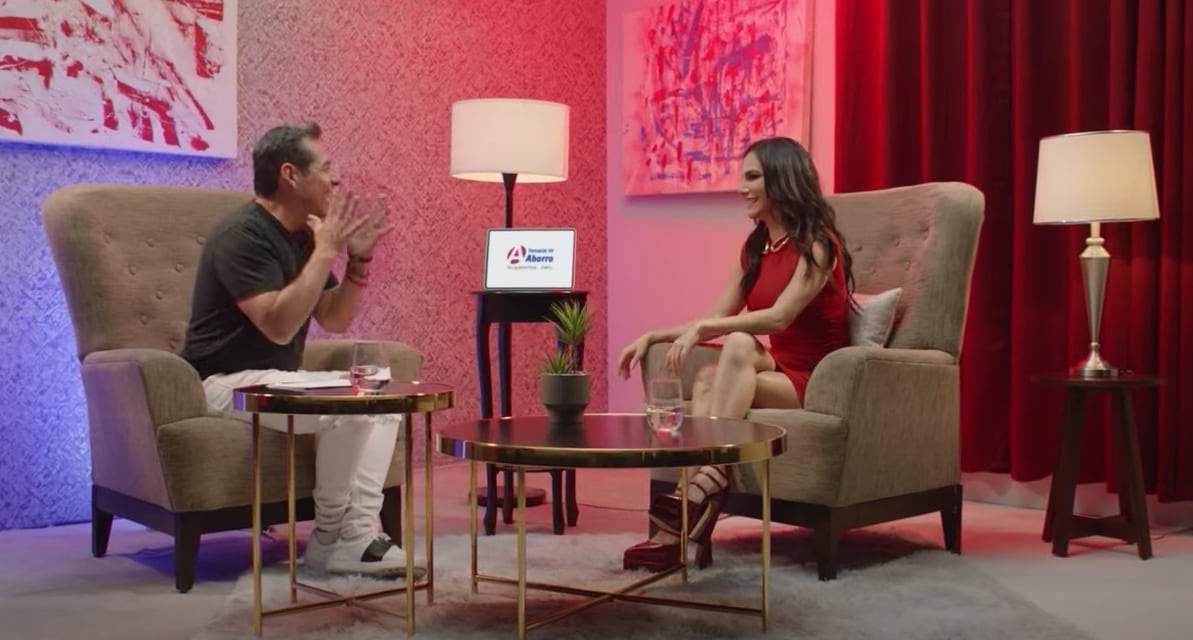 Martha Higareda es la estrella principal de Farmacias del Ahorro