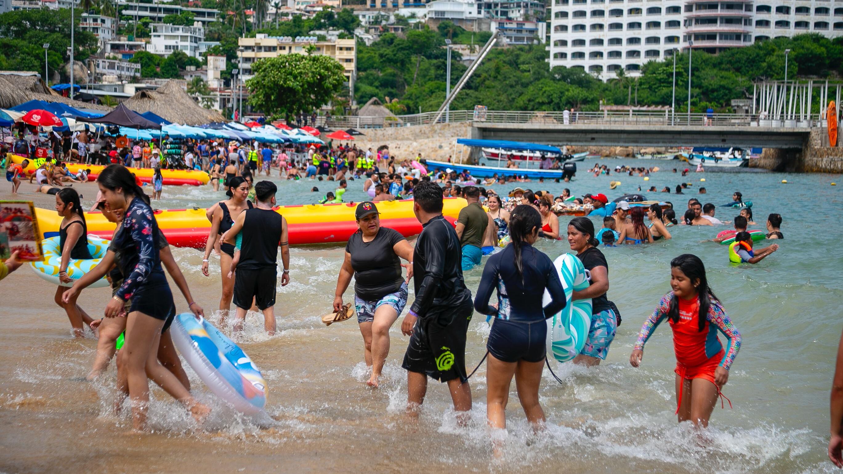 La transición democrática fallida acabó con Acapulco, Otis fue el tiro de gracia