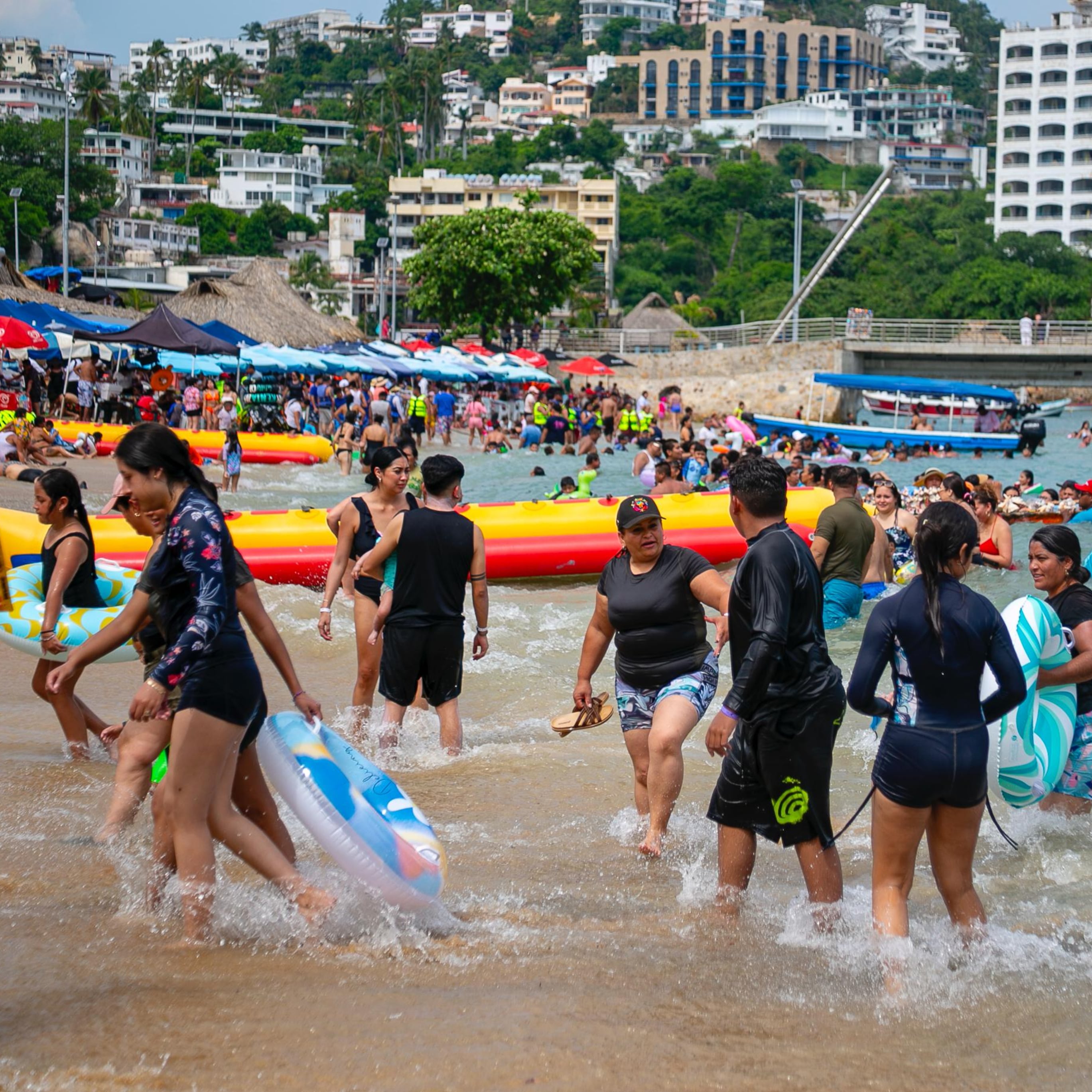 La transición democrática fallida acabó con Acapulco, Otis fue el tiro de gracia