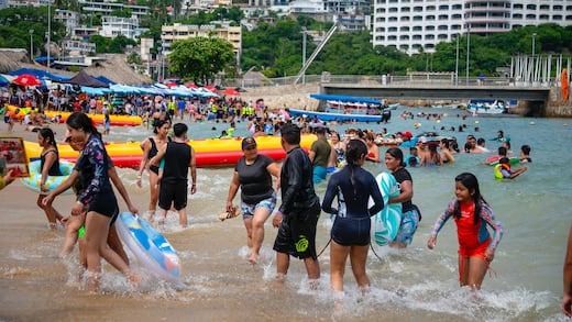 La transición democrática fallida acabó con Acapulco, Otis fue el tiro de gracia