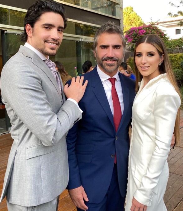 Alejandro Fernández en la boda de su hijo Alex