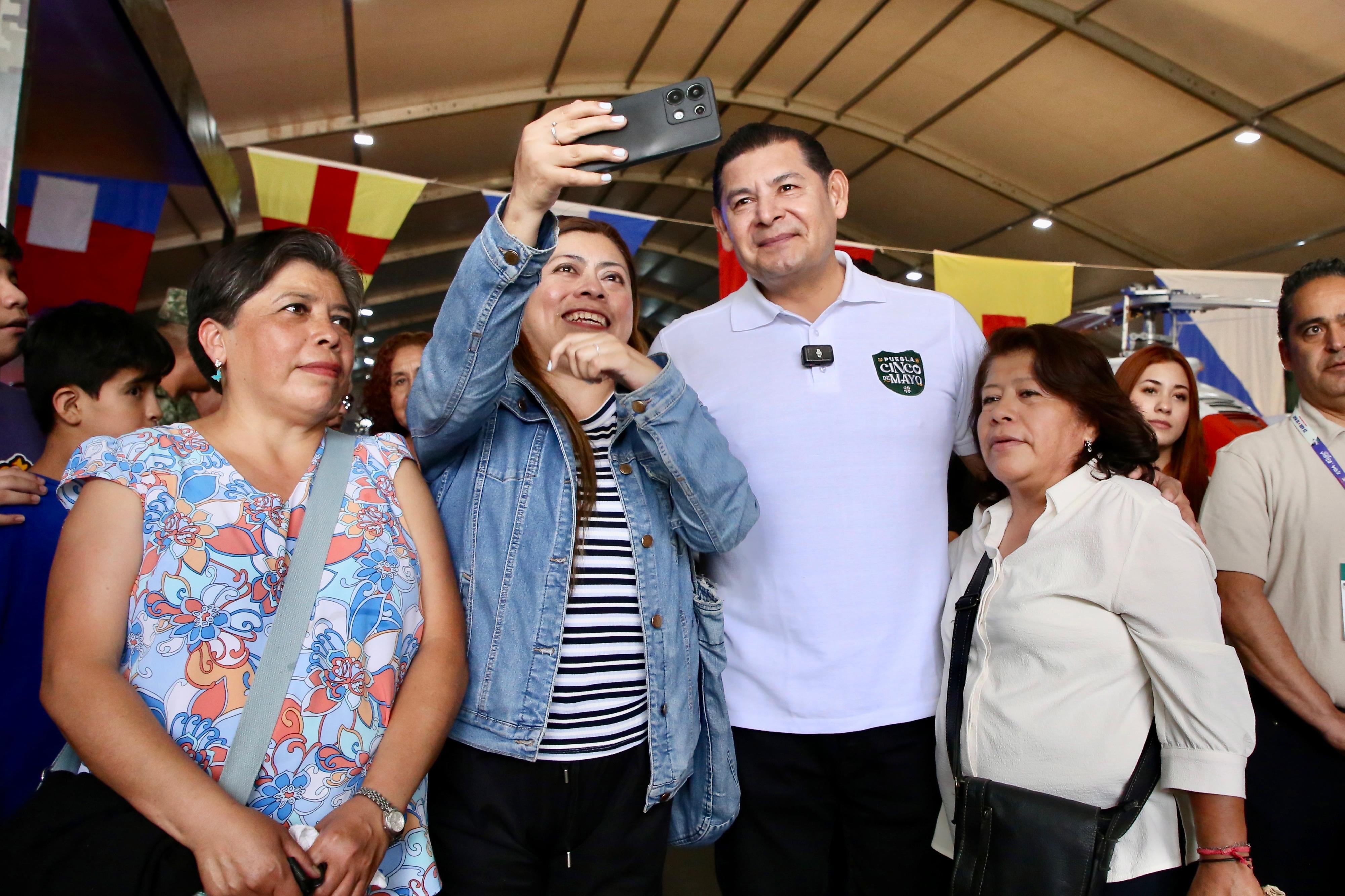 Alejandro Armenta destaca éxito turístico y cultural de la Feria de Puebla 2026.