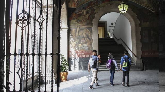 Se impartirán las modalidades de aprendizaje como Hoteles y Restaurantes, además de manejo de Software, el cual estará a cargo de la Universidad Iberoamericana.