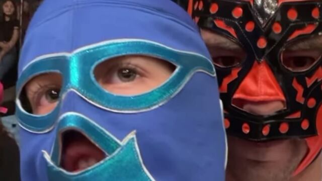 Checo Pérez fue a la Arena Coliseo