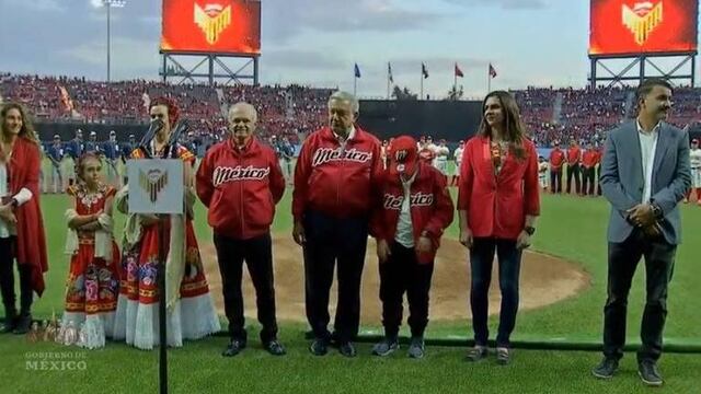 Inauguración de estadio de los Diablos Rojos del México.